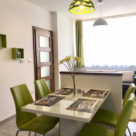 Rubin Eszter Apartman Sarvar Ngoại thất bức ảnh